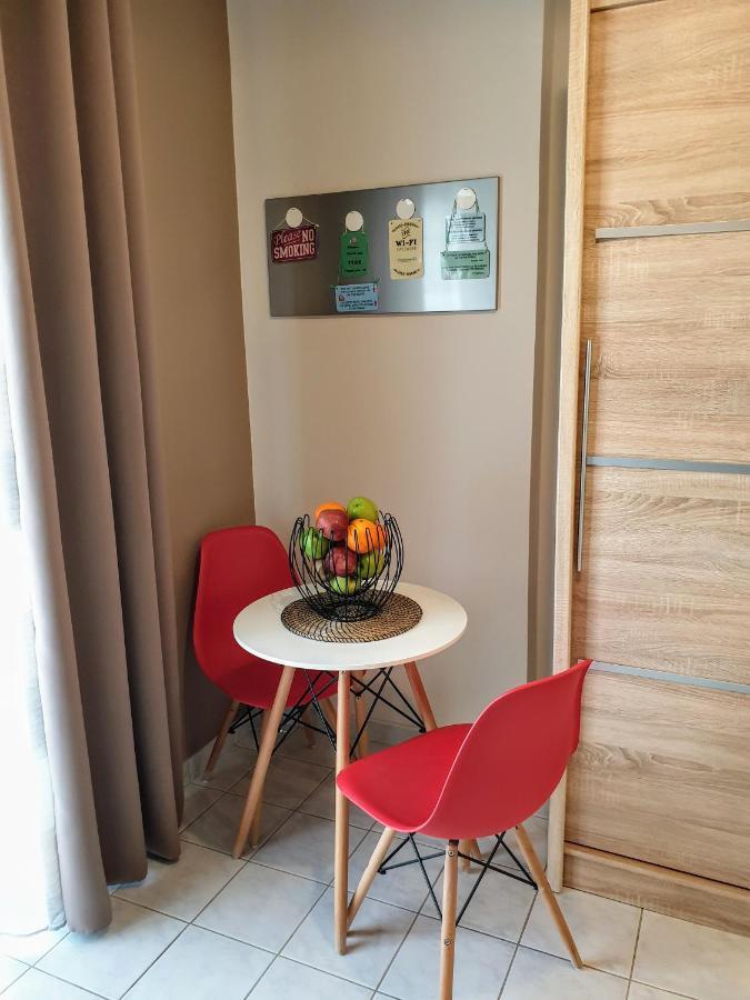 City House 3 Каламата Екстериор снимка