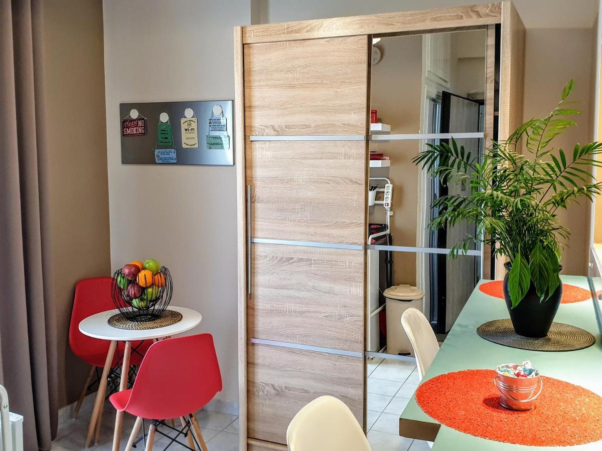 City House 3 Каламата Екстериор снимка